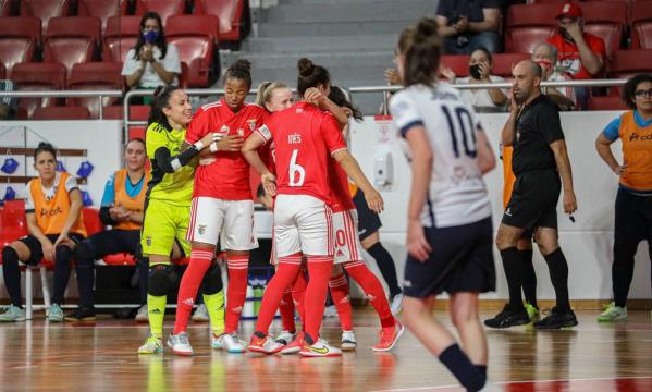 Women&#39;s Futsal