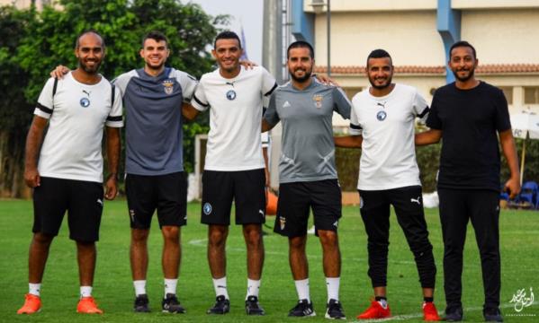 Tiago Marques e Francisco Henriques, treinadores do Benfica