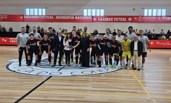 Equipa e staff do Benfica