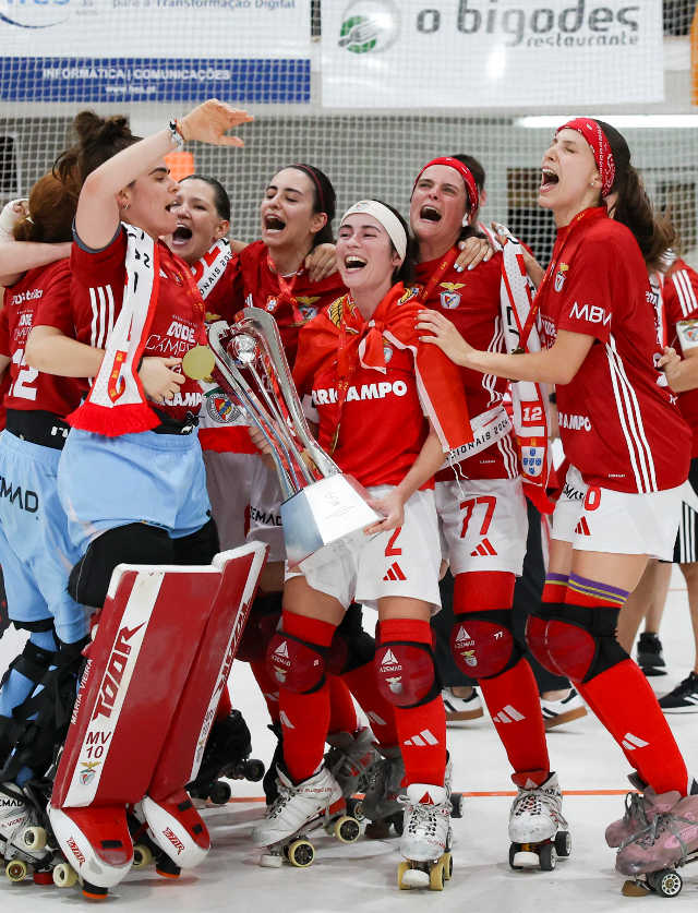 Dodecacampeã nacional: equipa feminina de hóquei em patins do Benfica