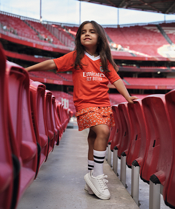 Andreia Faria com Camisola Principal do Futebol Feminino 2024/25